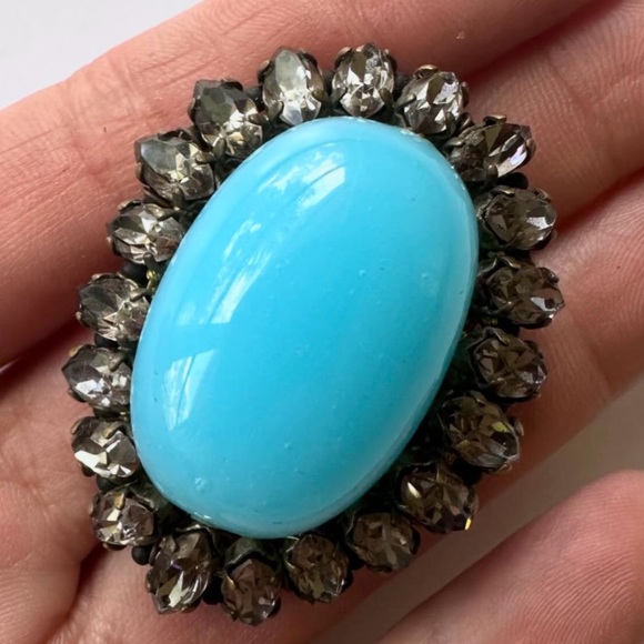 Vintage 1960s French Couture Turquoise Glass Bead Rhinestone Filigree Brooch